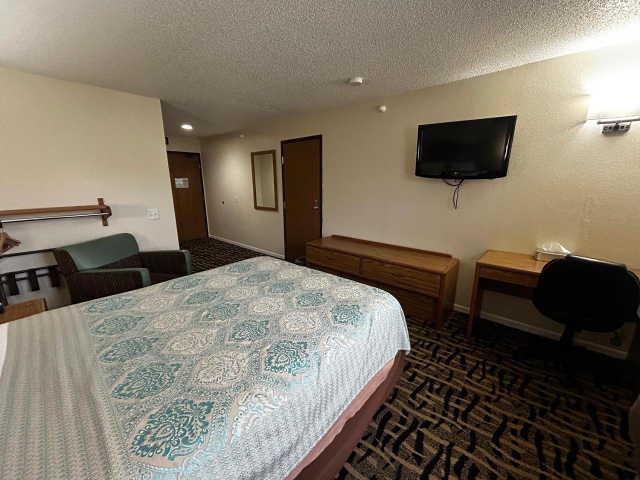 Oyo West Point Inn Εξωτερικό φωτογραφία