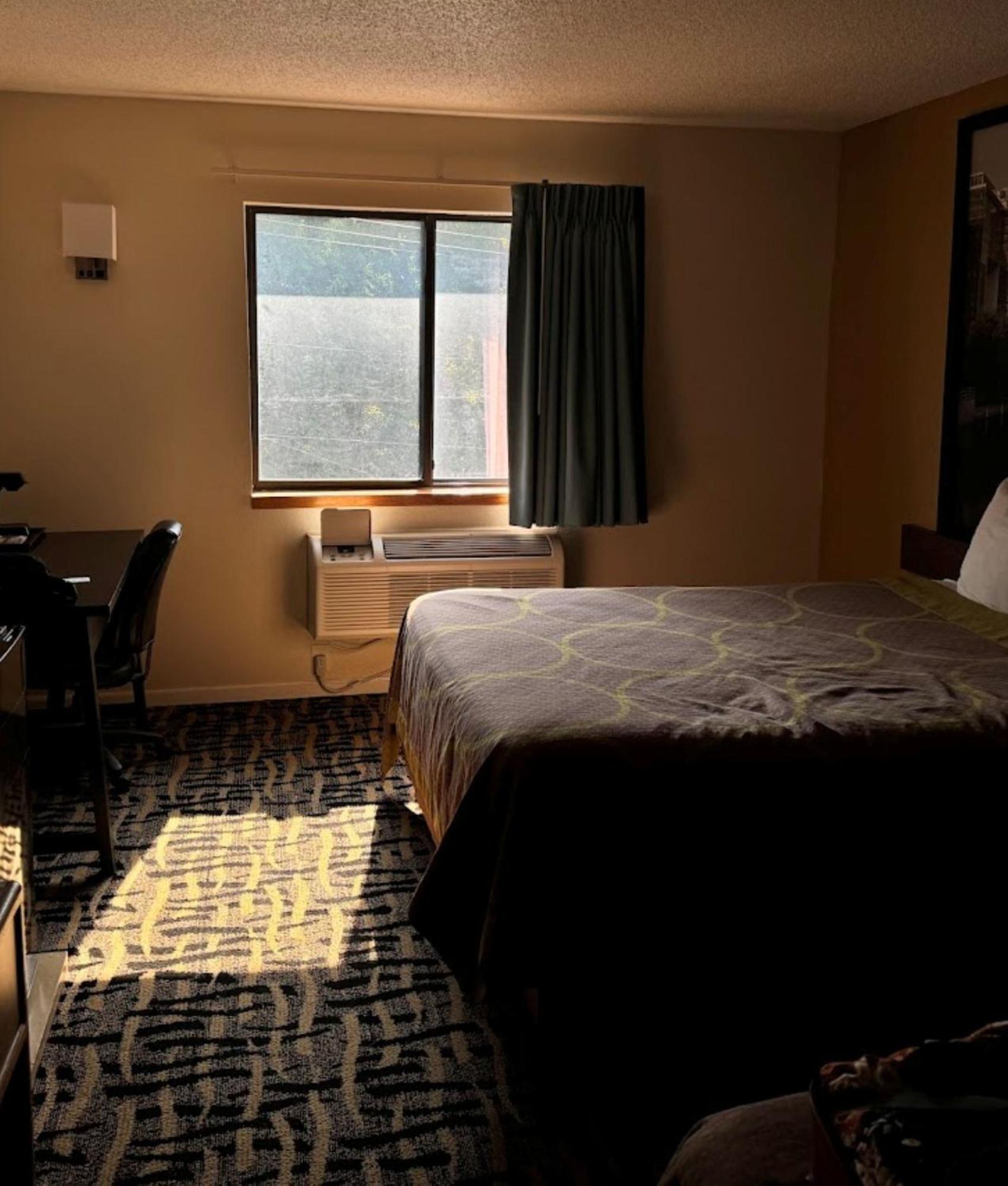 Oyo West Point Inn Εξωτερικό φωτογραφία